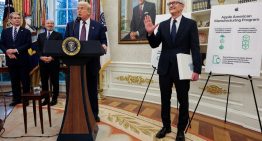 Trump lleva meses pidiendo un iPhone 'made in USA' para perdonar los aranceles a Apple. Al final se ha conformado con «solo» 515.000 millones de euros