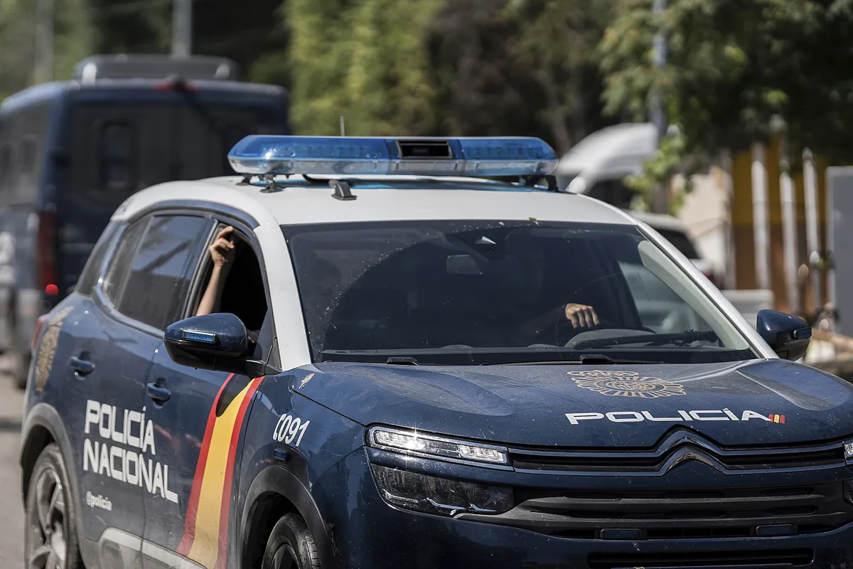 Mueren dos personas en un accidente en Mesía y lo descubre la mujer de uno de ellos tras encontrar el vehículo después de denunciar su desaparición