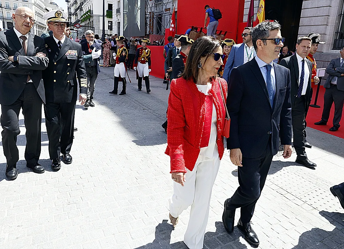 La división en el Gobierno entre Bolaños y Robles salta de Moncloa al Congreso