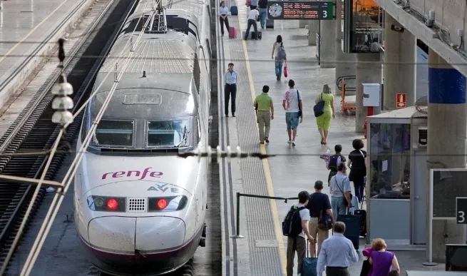 Suspendida la circulación de trenes de Alta Velocidad en Sevilla por incidencia en la infraestructura