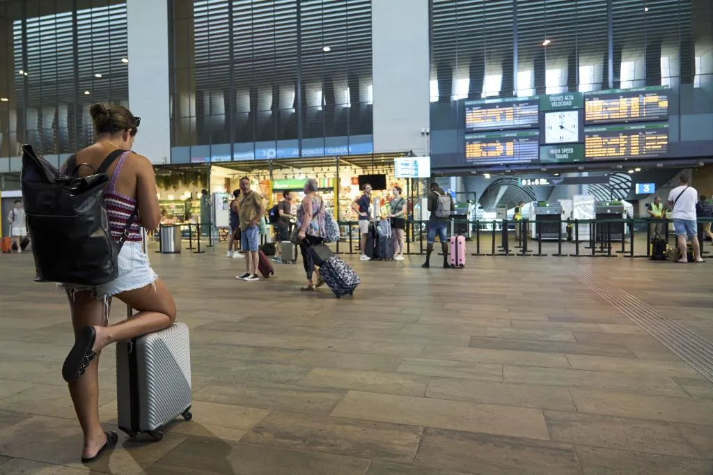 Restablecida la circulación de los trenes de alta velocidad en Sevilla tras una incidencia en la infraestructura