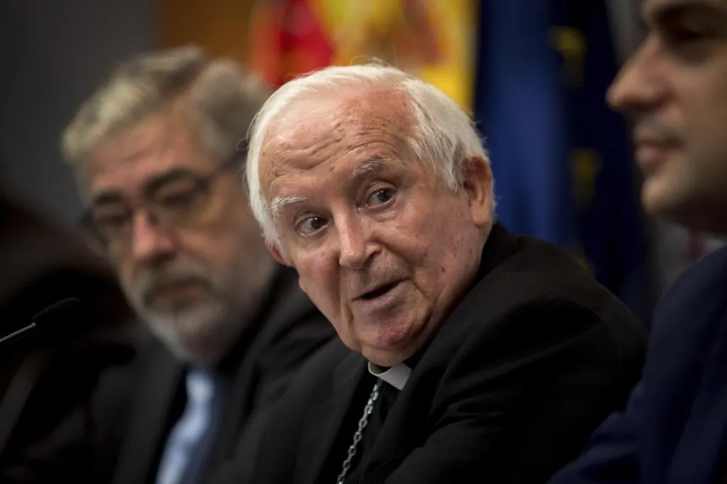 El cardenal Cañizares, hospitalizado debido a su «delicado estado de salud»