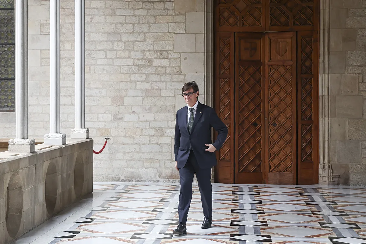 Illa y Sánchez se alían para intentar sobrevivir con cesiones a la voracidad independentista