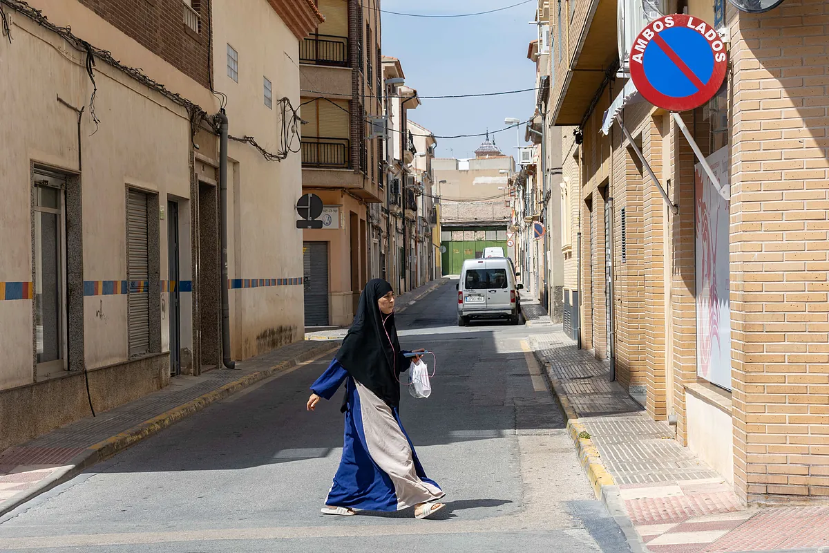 El Gobierno impugna el acuerdo de PP y Vox que impide rezos musulmanes en los polideportivos de Jumilla