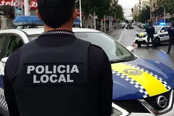 Detenido en Burgos por amenazar con un machete y una carabina a varios clientes de un bar