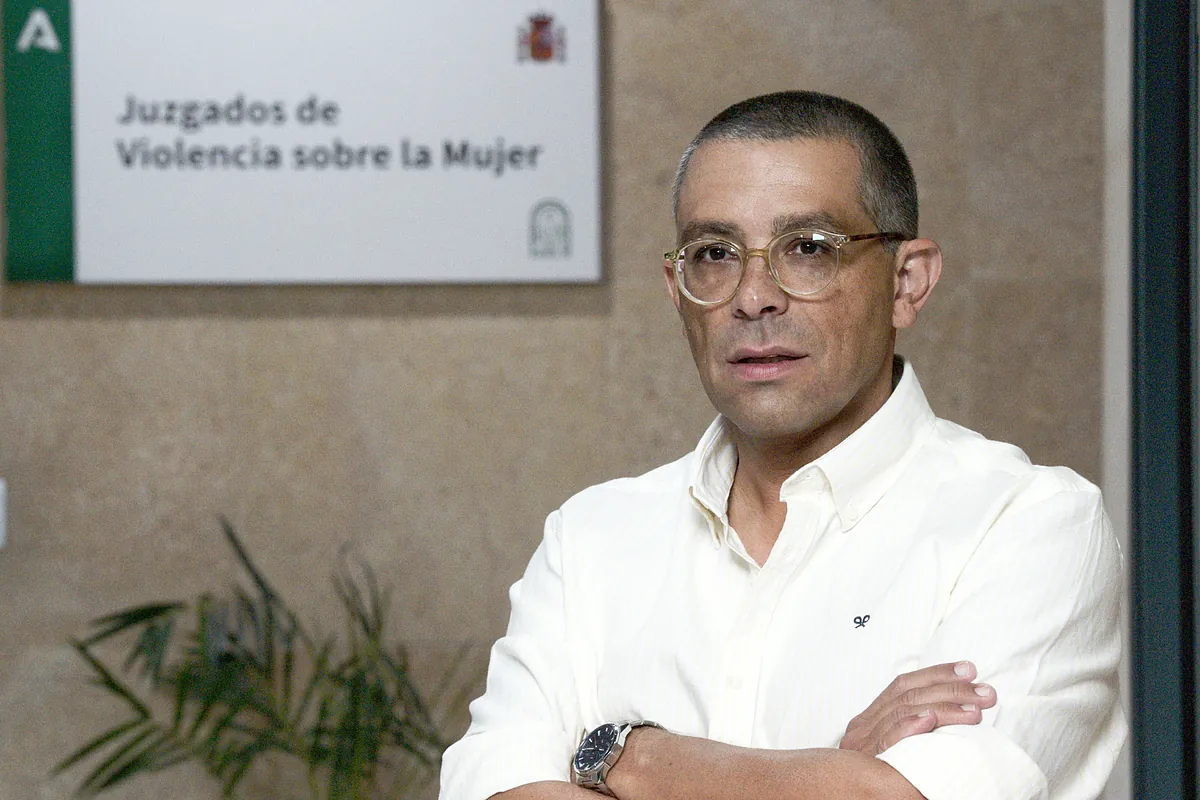 24 horas en un juzgado de violencia de género: «La víctima me abraza y llora»