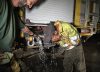 'Peones' en primera línea contra el fuego por una lata de sardinas, «pan duro» de la UME y 1.100 euros de una empresa pública