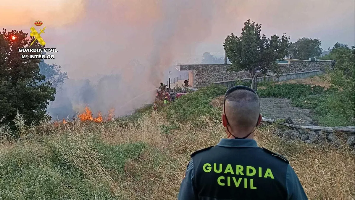 Mejora la situación de los incendios en Extremadura y se levanta el confinamiento de Villagarcía de la Torre (Badajoz)