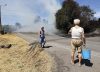 El fuego cruza fronteras en Galicia: patrullas de nueve localidades lusas esperan el incendio español