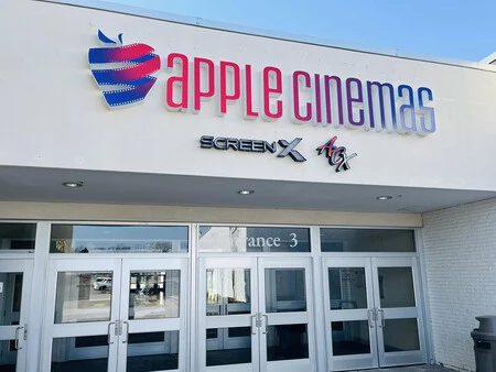 Apple Cinemas 3