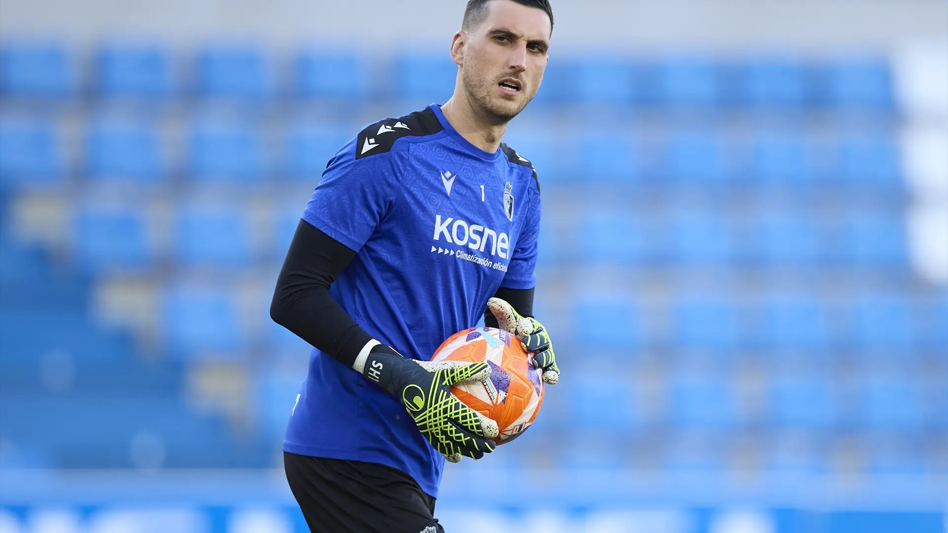 Sergio Herrera defiende al Real Madrid por el debut de la Liga: «El tiempo no es suficiente para que lleguen al 100%»