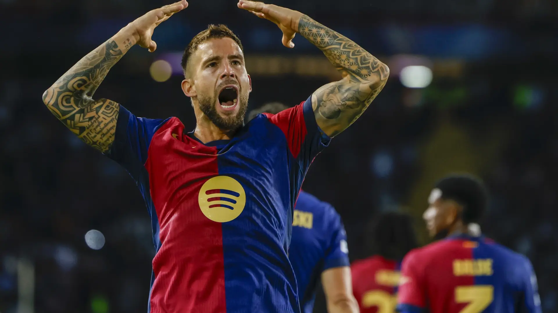 Íñigo Martínez, a un paso del Al Nassr: oferta millonaria al central y hueco para el Barça en las inscripciones