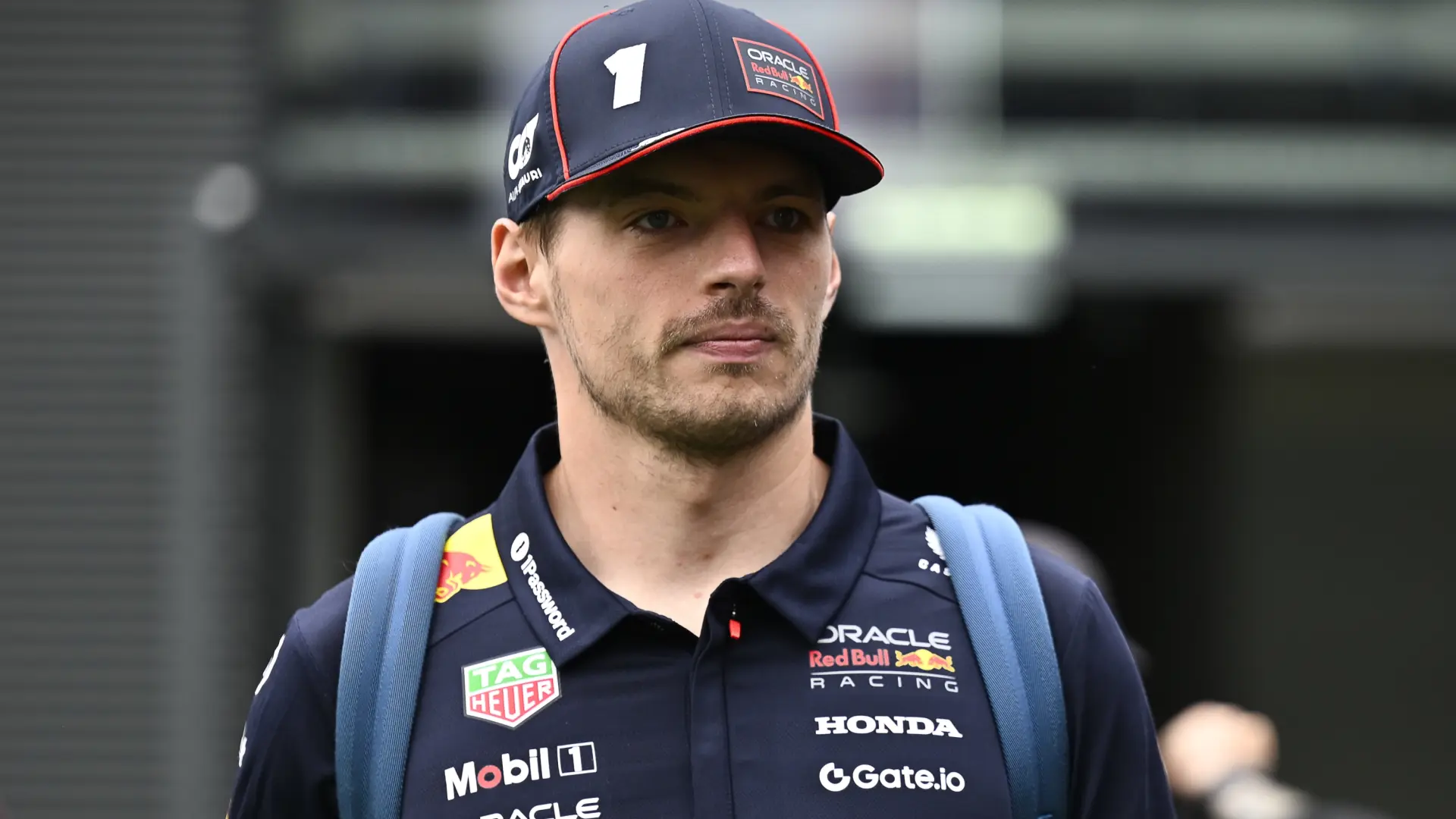 Red Bull pide perdón a Max Verstappen por su mal resultado en Hungría: «No te dimos el coche que merecías»