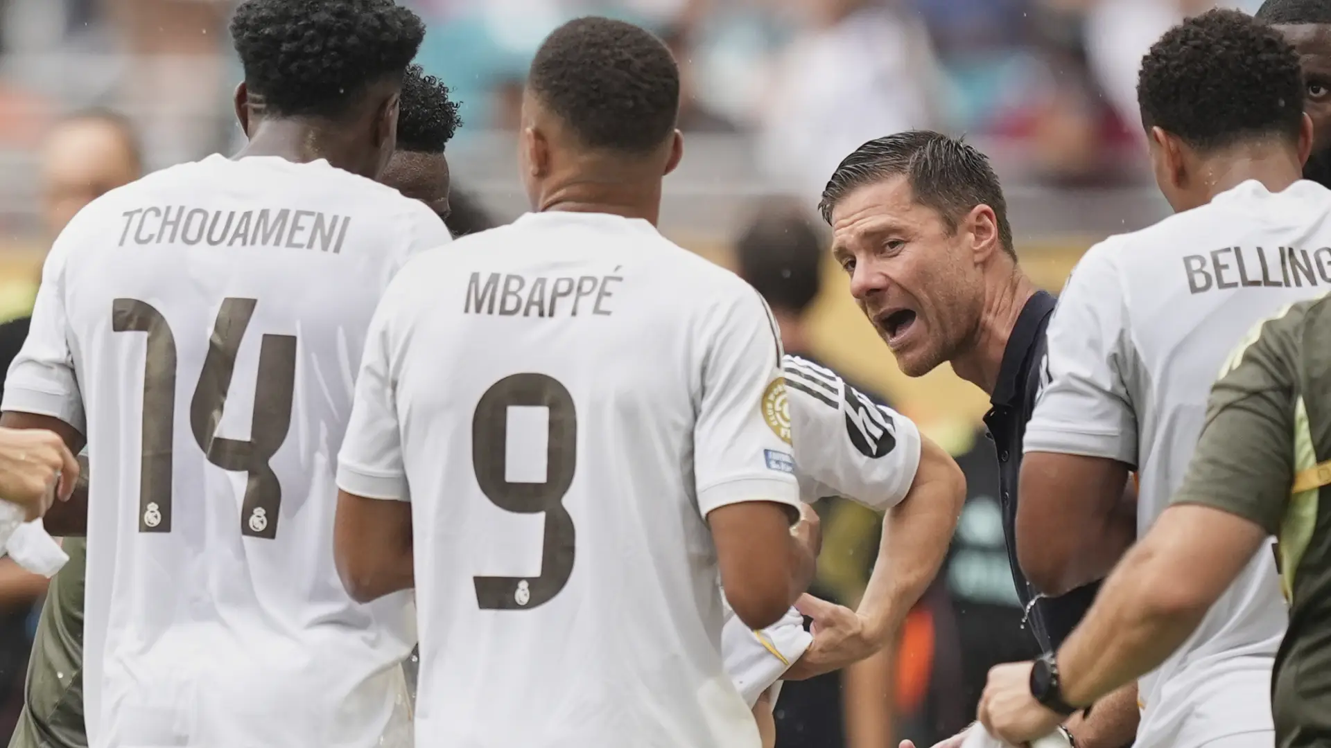 Los fichajes más ilusionantes de LaLiga 25/26: Xabi Alonso y sus caras nuevas, la revolución del Atleti… y la incógnita de Antony