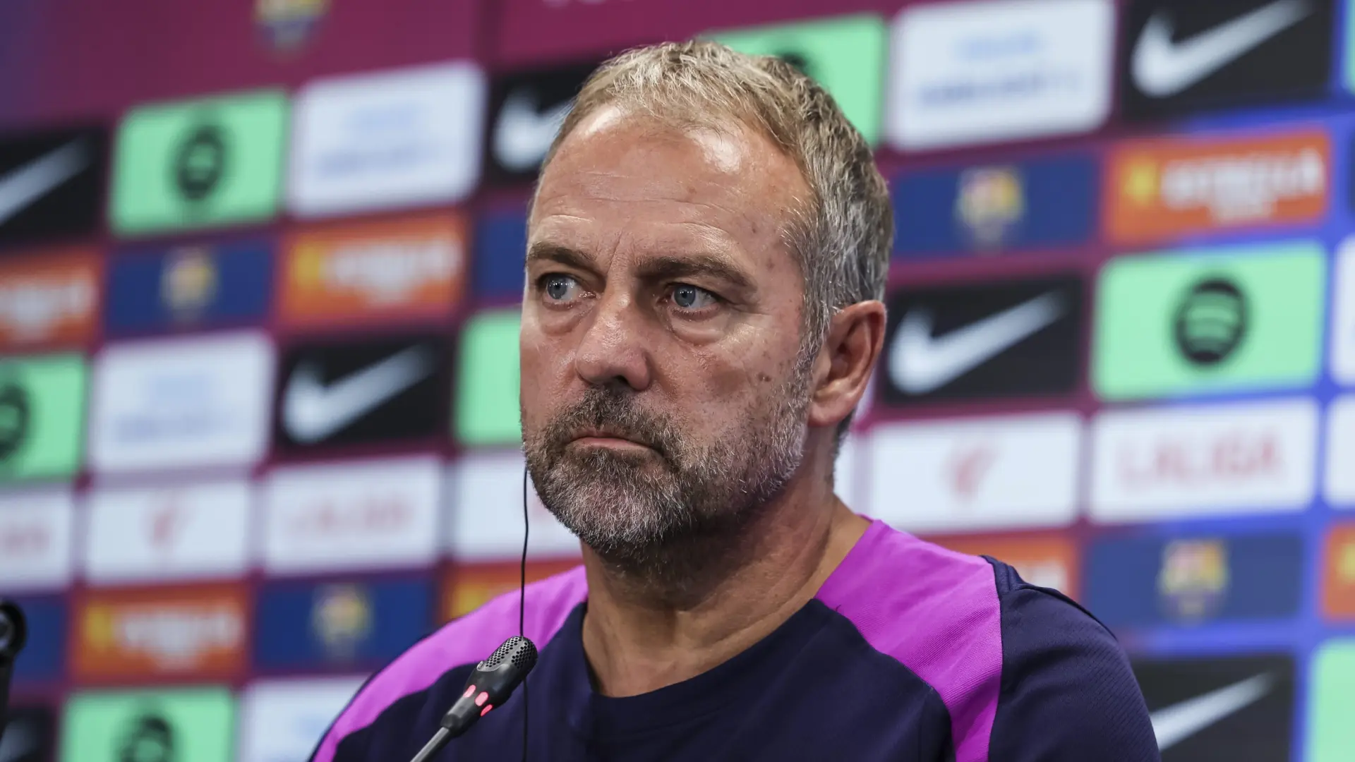 Flick y el problema del Barça con las inscripciones: «No es una situación con la que esté contento, pero confío en el club»
