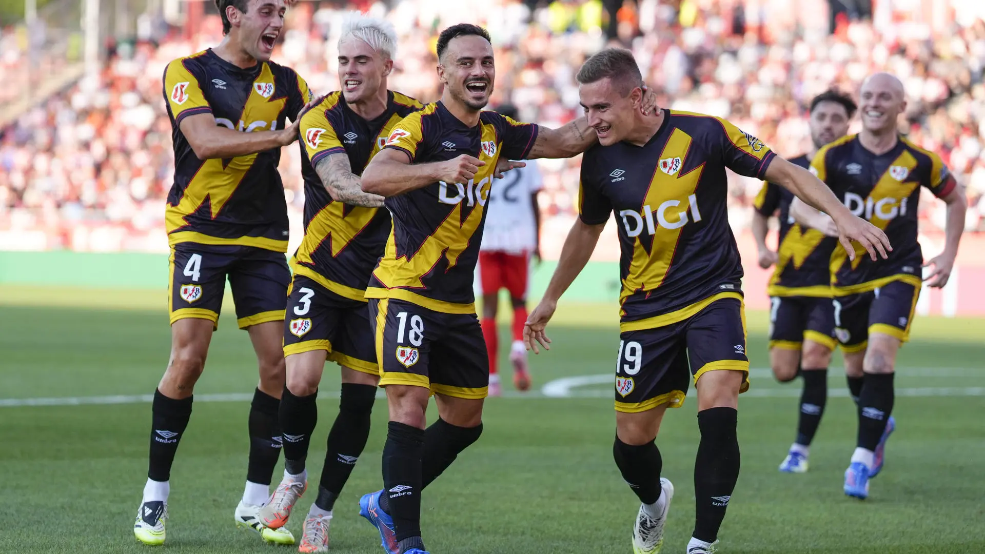 Primera jornada de LaLiga 25/26, en directo: Girona – Rayo Vallecano, Villarreal – Oviedo, últimas inscripciones y homenaje a Cazorla