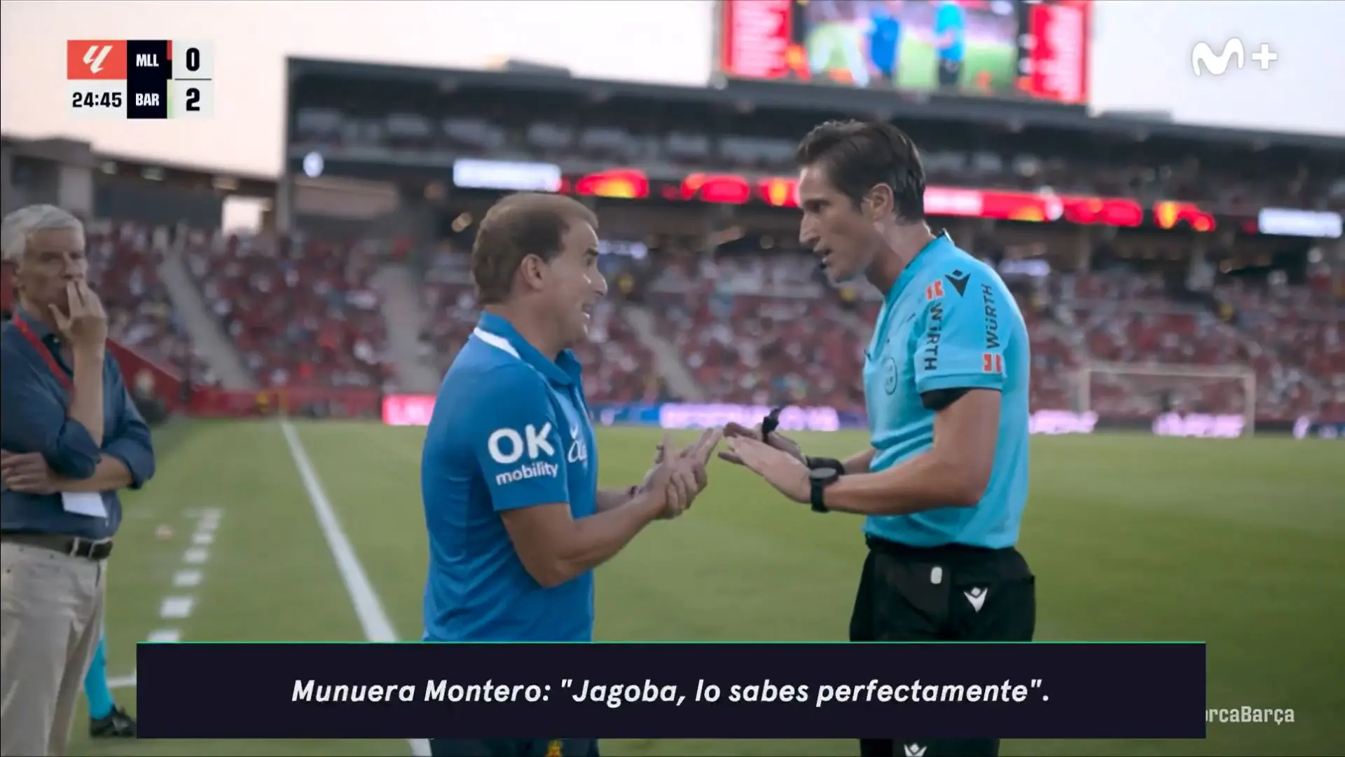 El tenso cara a cara entre Arrasate y Munuera Montero por el polémico 0-2 del Barça: «He hablado con él y no está para llevárselo»
