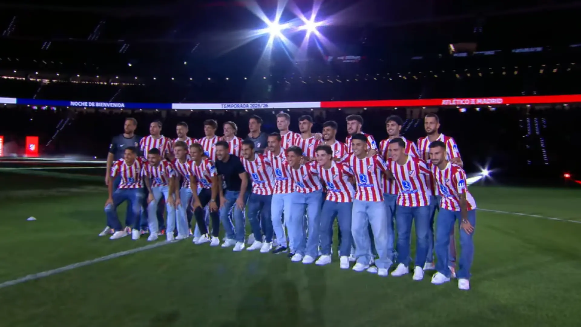 La ilusión invade el Metropolitano durante la presentación de los nuevos fichajes del Atlético de Madrid