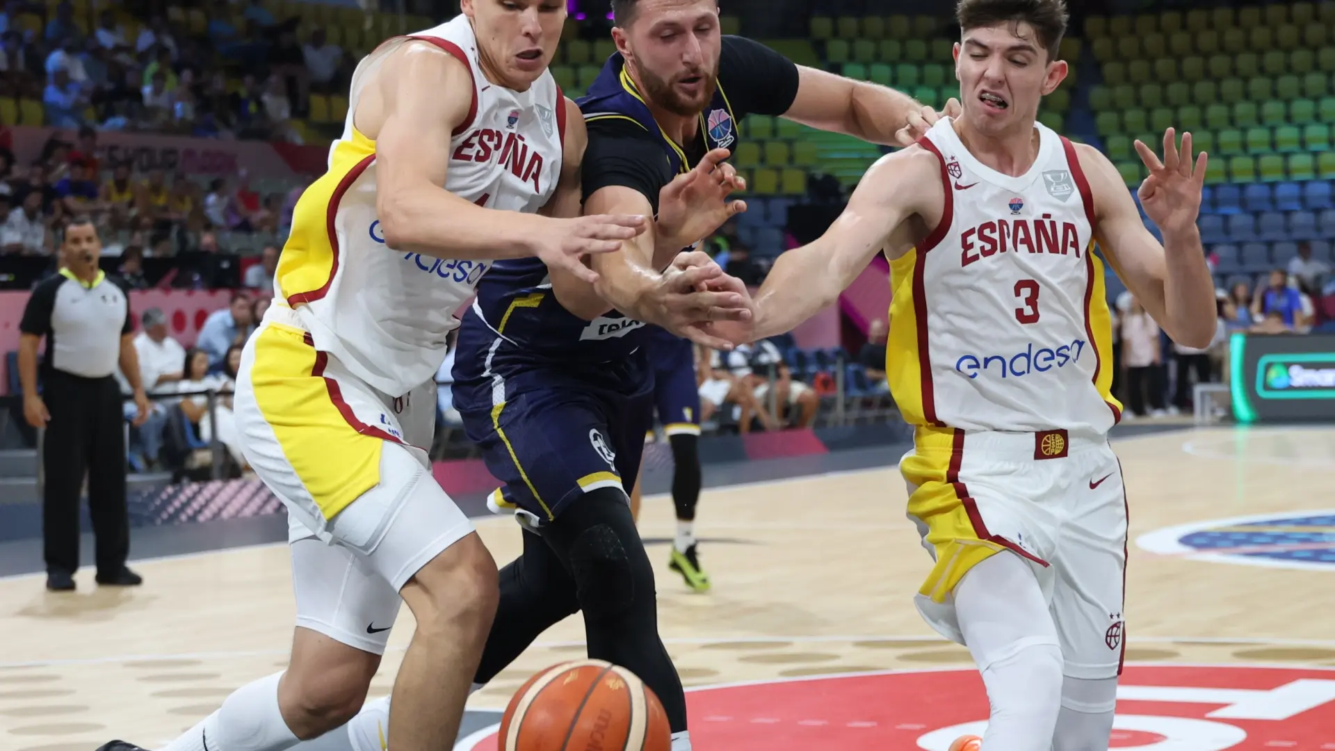 España se recompone y aplasta a Bosnia en su segundo partido del Eurobasket 2025