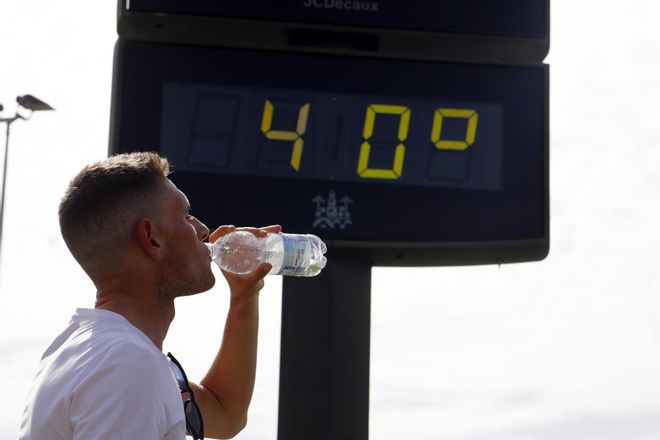 Medicamentos comunes pueden agravar la deshidratación o el golpe de calor cuando los termómetros registran récords