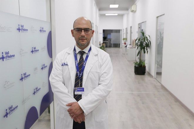 Albert Jauregui, cirujano: «Trasplantar el pulmón o el corazón de un cerdo a un humano podría ser una solución a la escasez de órganos»