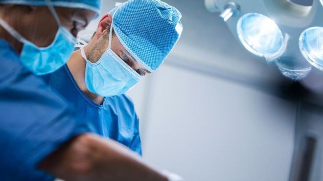 Una técnica pionera en España permitirá realizar trasplantes parciales de corazón a recién nacidos