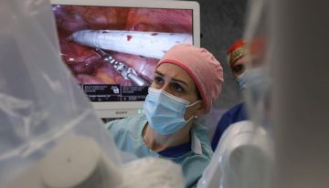 La 'Catalunya de los 10 millones': La futura atención sanitaria pasa por la planificación de nuevas especialidades y más médicos