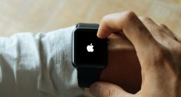 Mi Apple Watch se ha quedado en la manzana y no enciende. Esta es la forma de «revivirlo»
