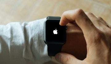 Mi Apple Watch se ha quedado en la manzana y no enciende. Esta es la forma de «revivirlo»