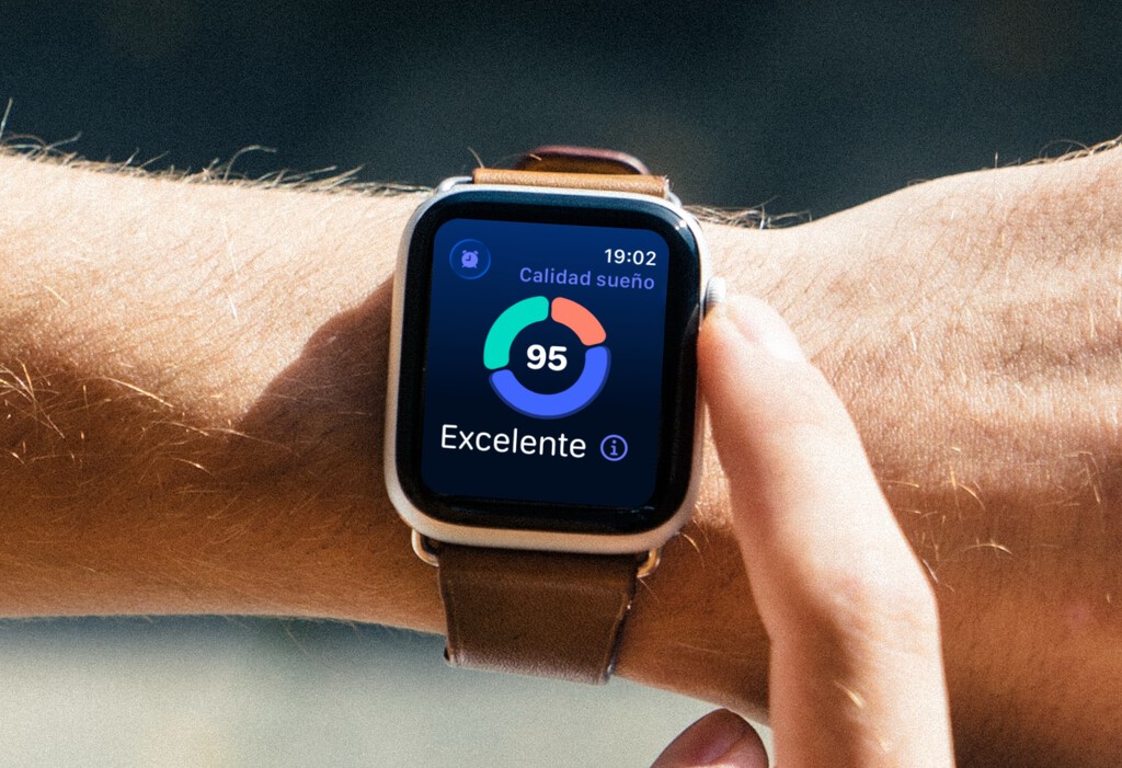 Llevo años viendo gráficos de sueño que no entendía. La nueva "Puntuación de Sueño" del Apple Watch por fin me ha dicho si duermo bien o mal 