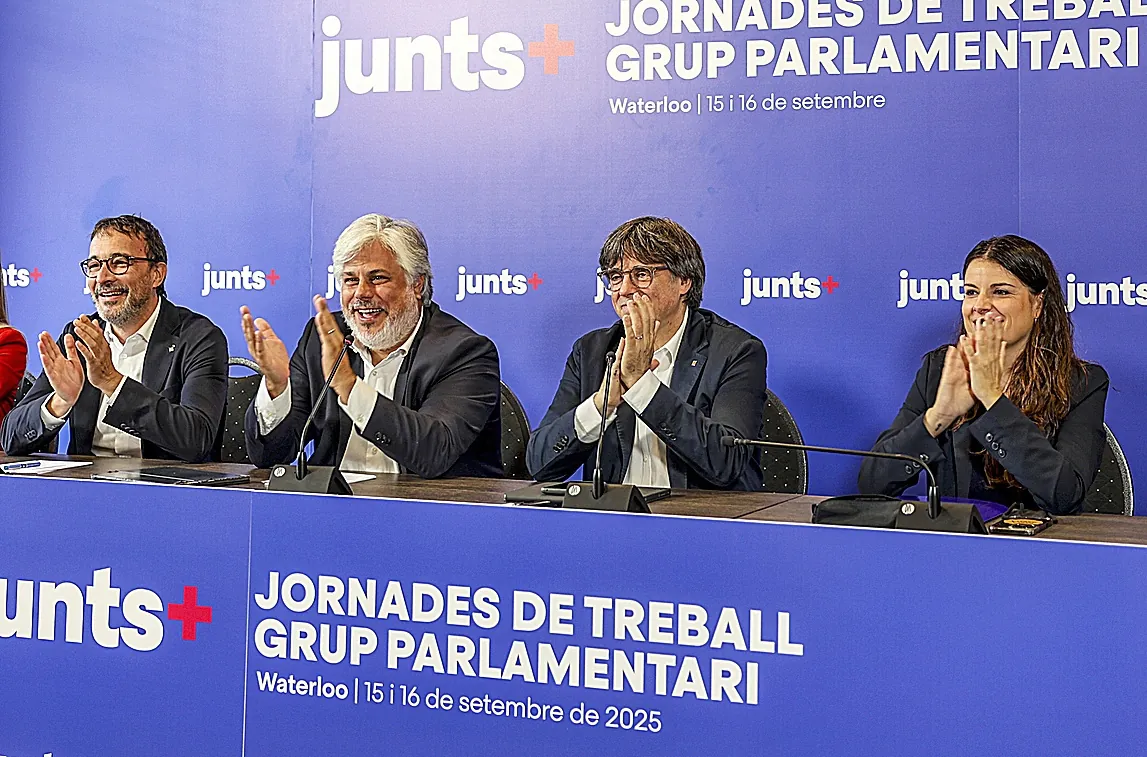 Puigdemont se lanza a exprimir a Sánchez con el catalán y la inmigración en plena pugna independentista con Aliança Catalana