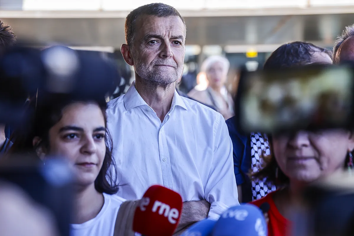 Maíllo (IU) alerta del intento de reconstruir la izquierda para las elecciones «sobre liderazgos fallidos»