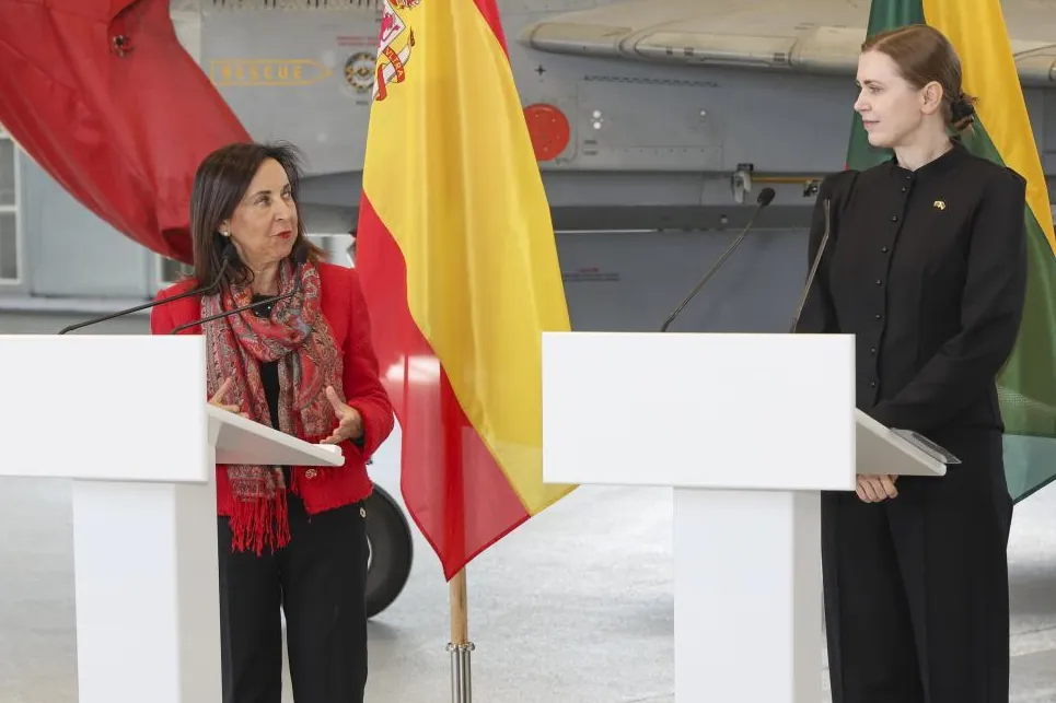 Lituania pide a Robles que los Eurofighters españoles desplegados en el Báltico pasen a la «defensa aérea» y «derribo» de drones rusos
