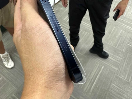 El iPhone 15 Pro también tuvo su polémica con los arañazos en los laterales