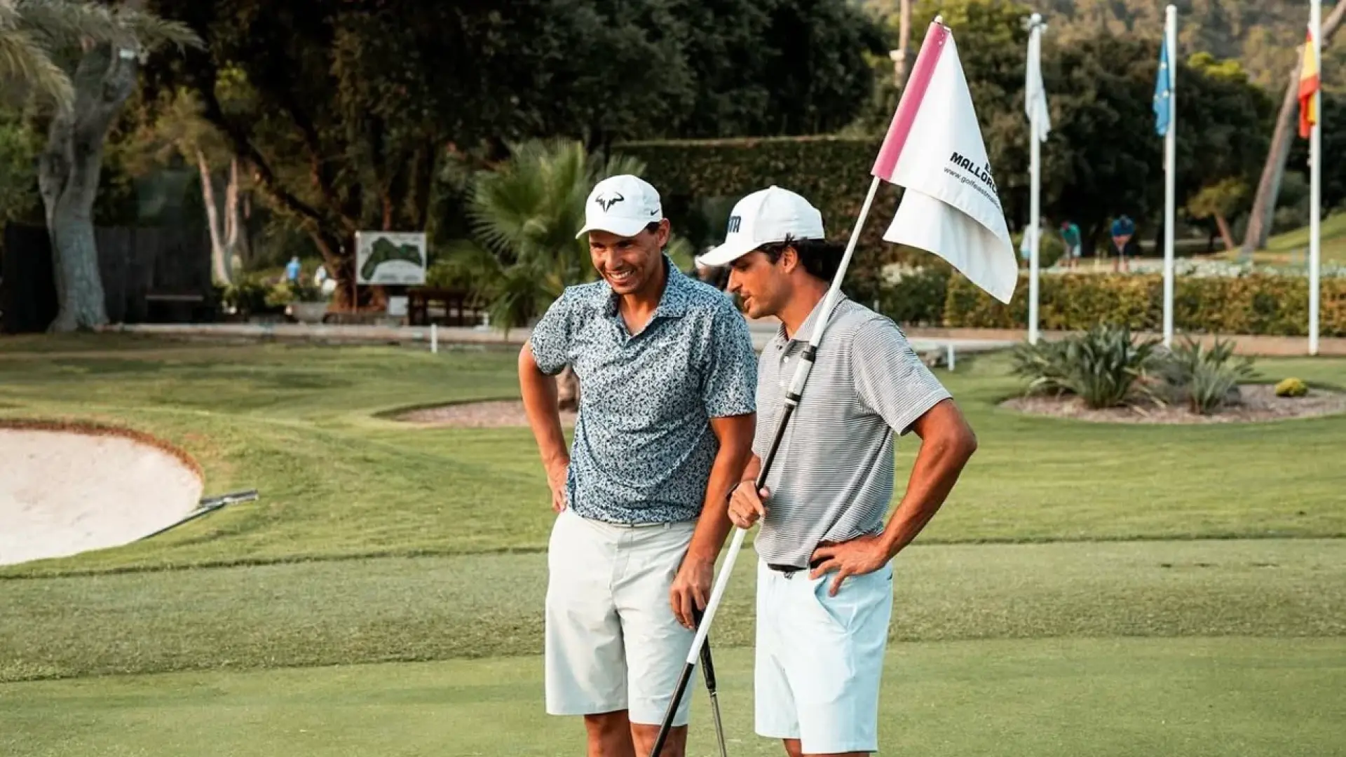 La confesión de Carlos Sainz tras su encuentro con Rafa Nadal: «Eramos tan competitivos que no hemos podido hablar»