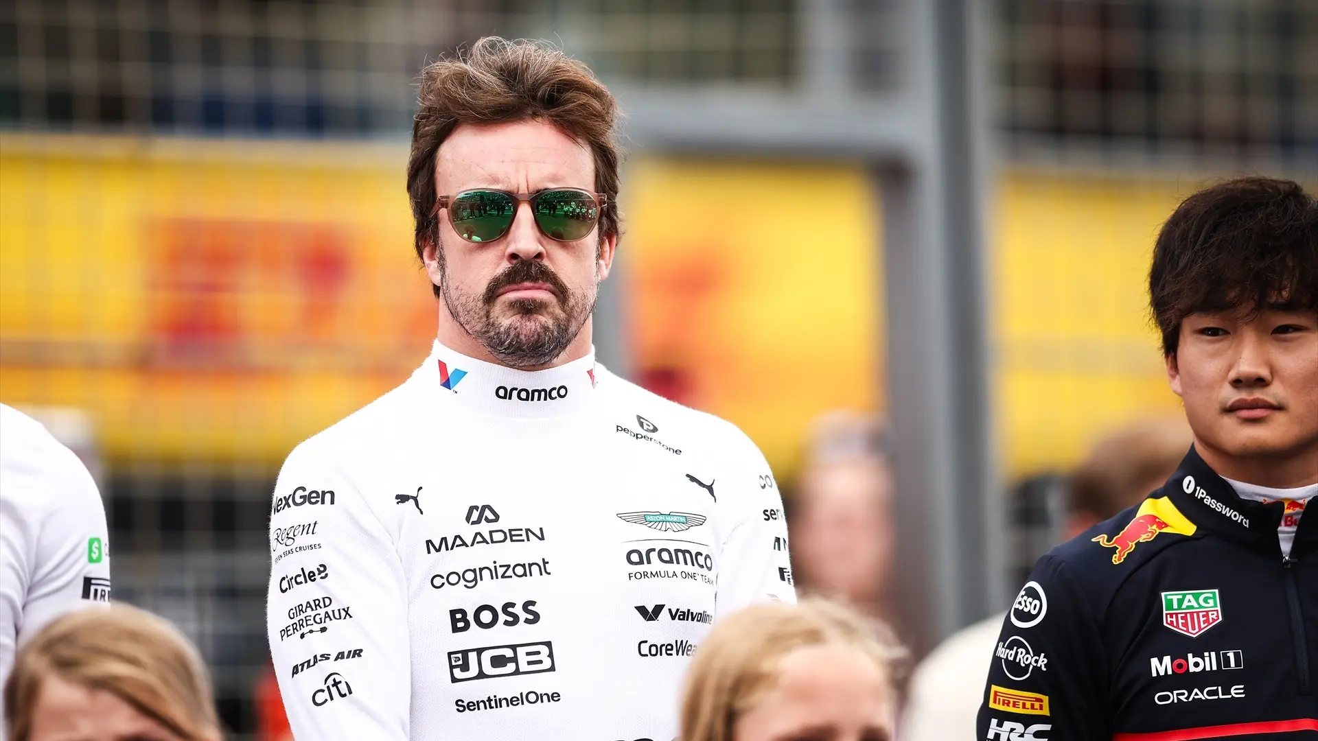 La tremenda bronca de Fernando Alonso a su ingeniero en Monza: «Mientras lo entendéis, perdemos otra posición, gracias»