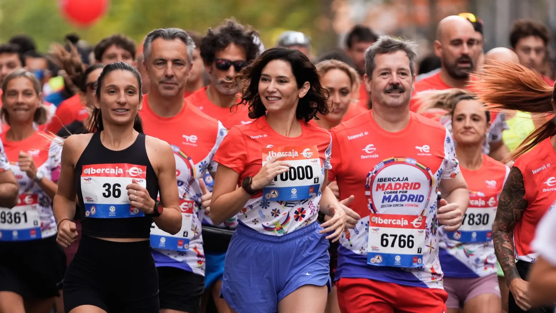 Ayuso disputa la 'Madrid corre por Madrid' y anuncia que peleará por los Juegos aunque el caos en La Vuelta «ha ayudado poco»