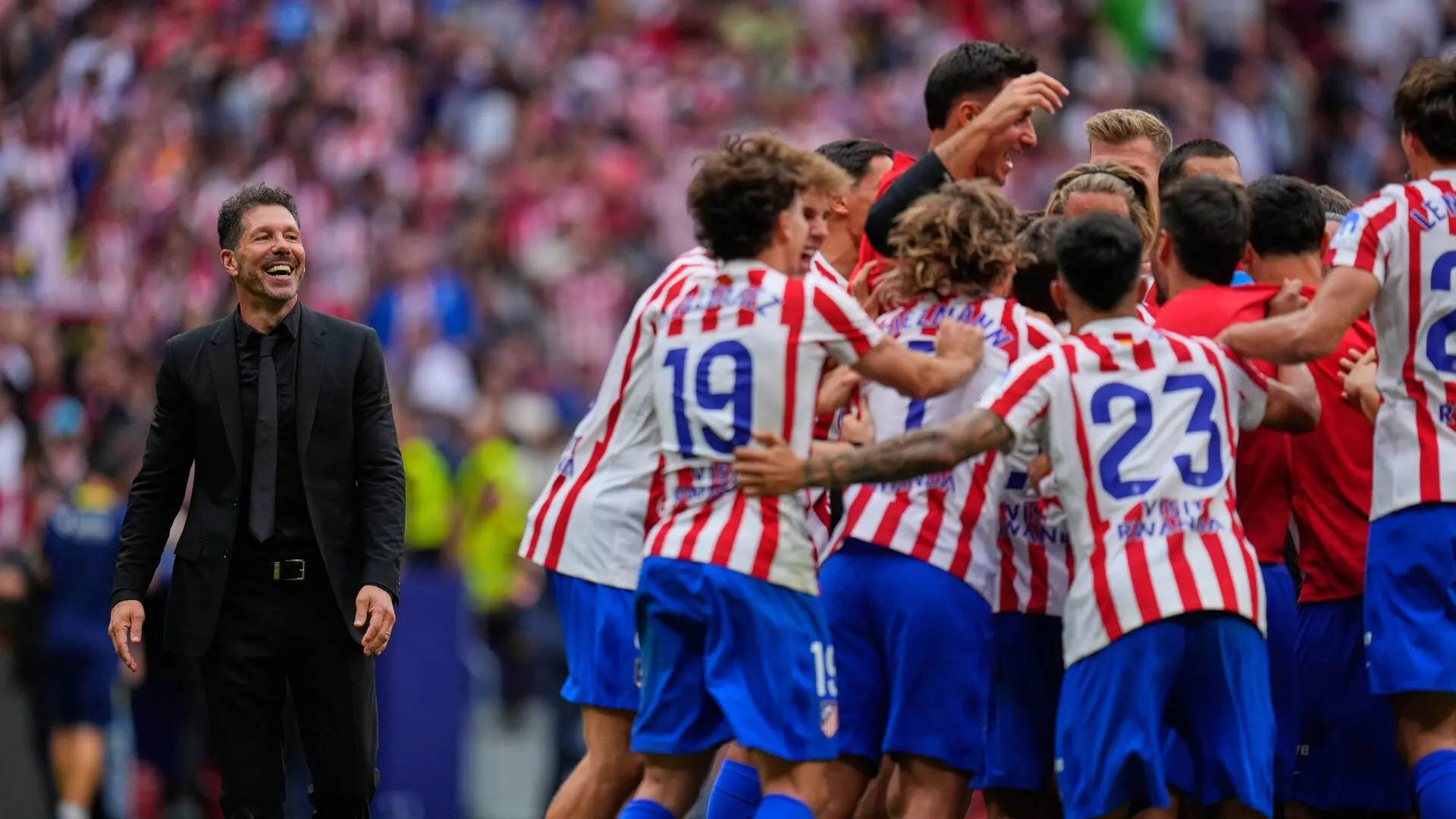 La charla de Simeone que motivó a los jugadores del Atlético para el derbi: «Les pregunté si algo iba mal en su vidas»