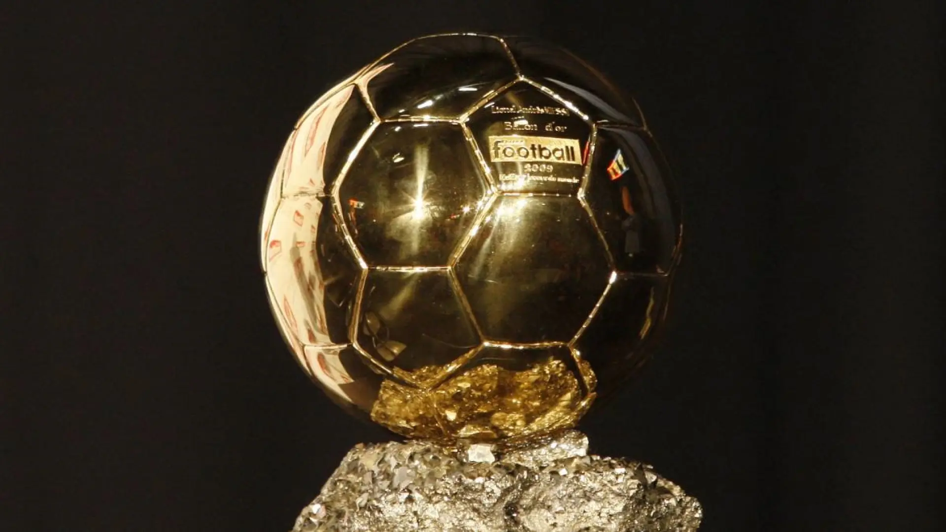 Llega la Gala del Balón de Oro que resolverá todos los enigmas de los españoles: ¿Lamine o Dembélé? ¿Repetirán Aitana o Alexia?…