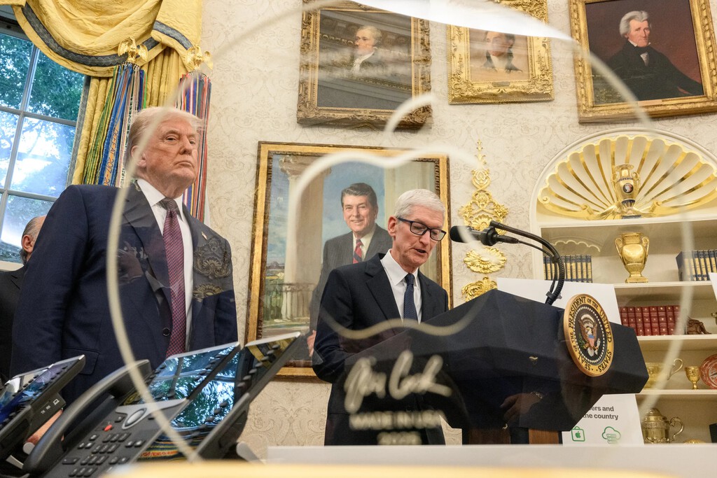 El millón de dólares para la inauguración de Trump no fue suficiente: Apple vuelve a donar, ahora para su salón de baile de 350 millones