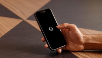Que tu iPhone se reinicie solo cada cierto tiempo no es un fallo. Es necesario y te cuento por qué