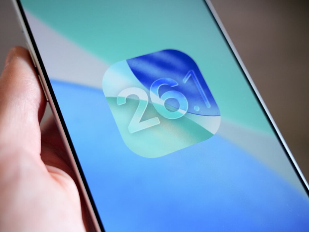 Apple lanza iOS 26.1 beta 2 con bastantes cambios. Desde alarmas más difíciles de apagar hasta el regreso de Slide Over en el iPad 