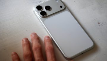 He cogido la costumbre de dejar mi iPhone boca abajo. La batería dura más, pero esa no es la única razón por la que ahora lo hago siempre