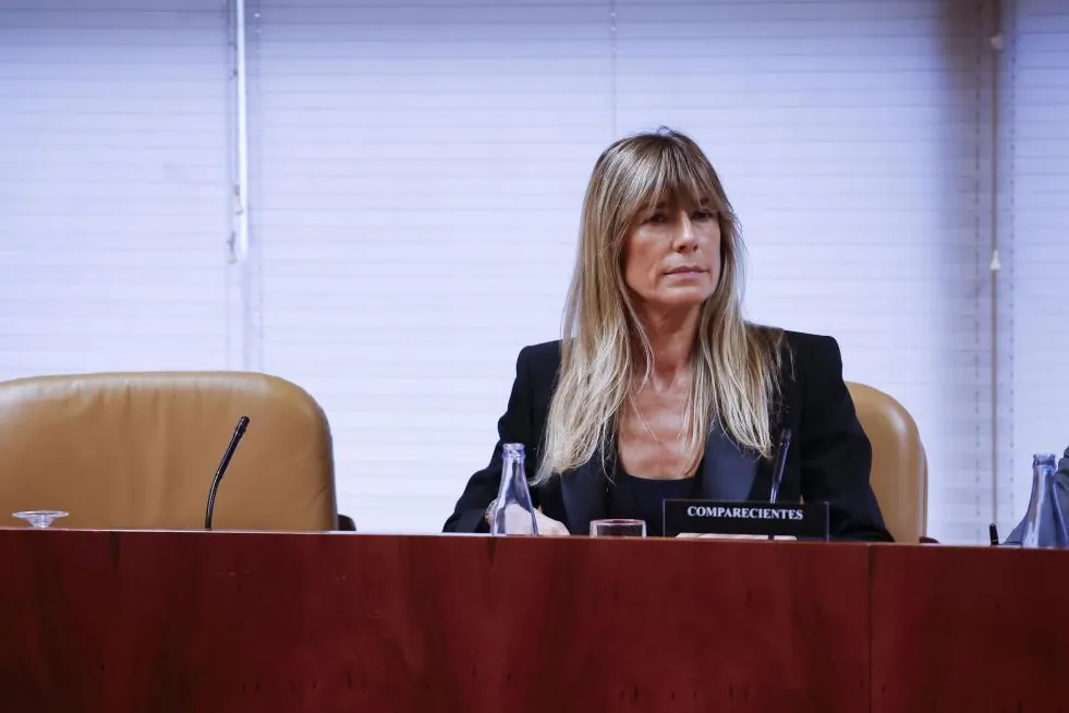 La defensa de Begoña Gómez solicita información sobre anteriores asistentes de cónyuges de los presidentes del Gobierno