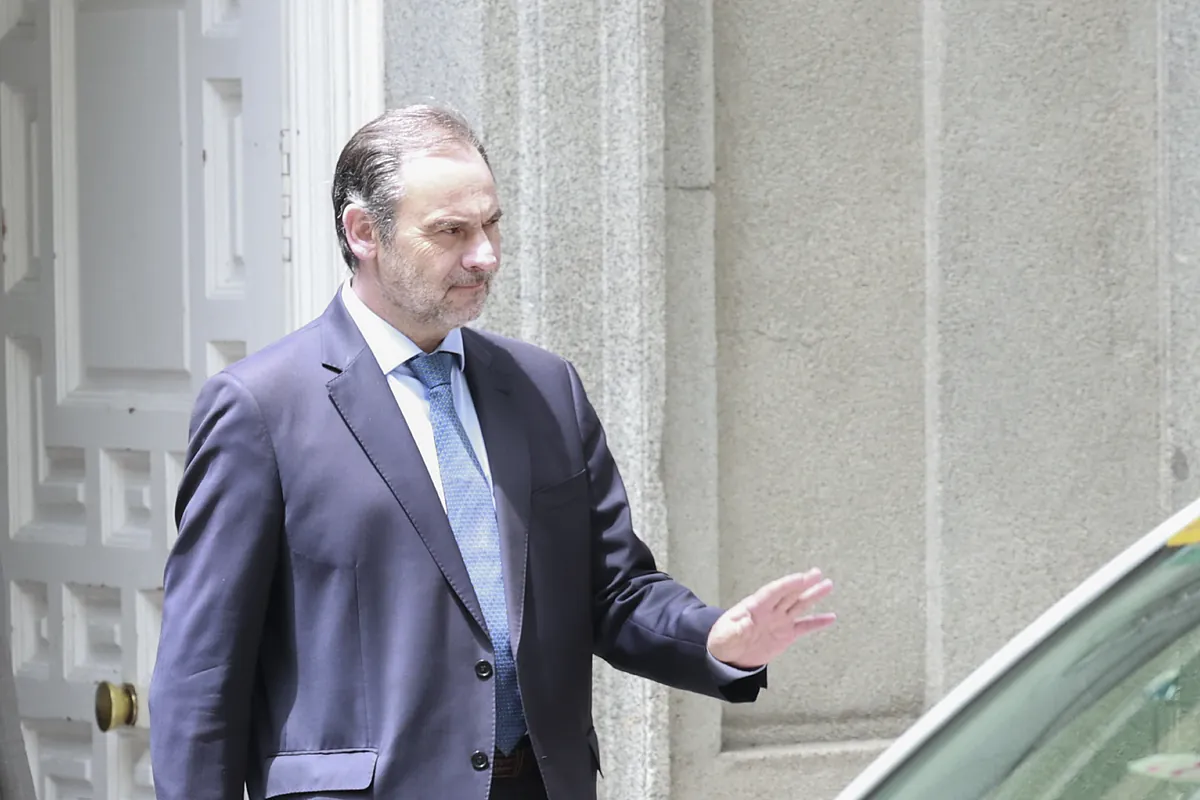 Ábalos, sobre el informe de la UCO: «Los folios no eran billetes de 500, mi impresora consumía mucho papel»