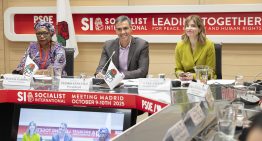 Sánchez vende España como «brújula» mundial del socialismo: «Somos la socialdemocracia que queda»