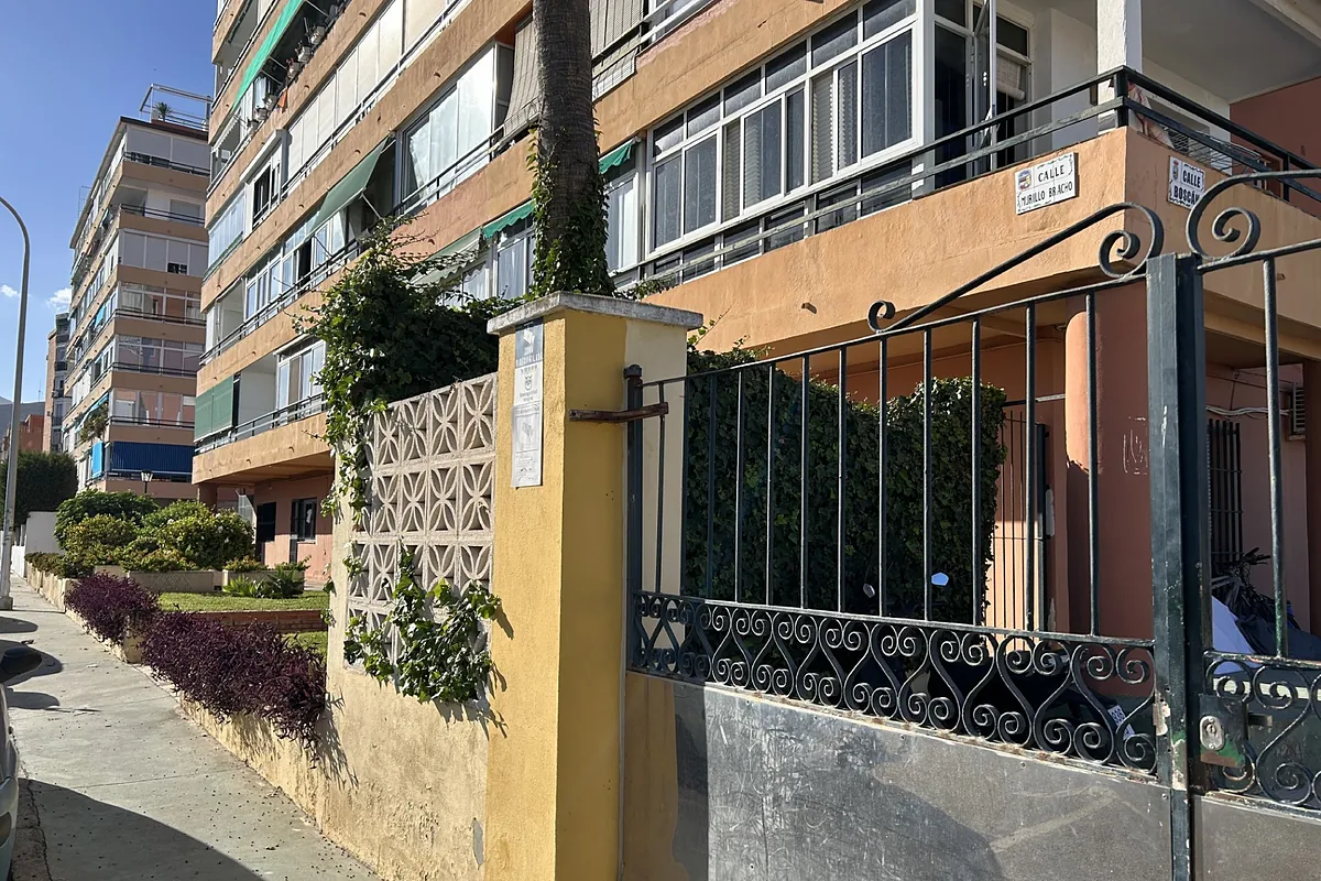 Una deuda de comunidad y la subasta de su piso: la historia tras el trágico final del octogenario que se quitó la vida en Torremolinos cuando iban a desahuciarlo