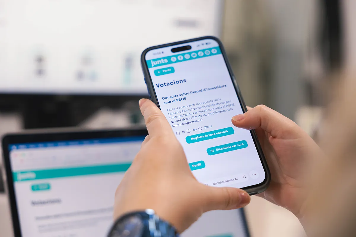 Puigdemont quiere mantener a los altos cargos de Junts enchufados con el PSOE en empresas estatales