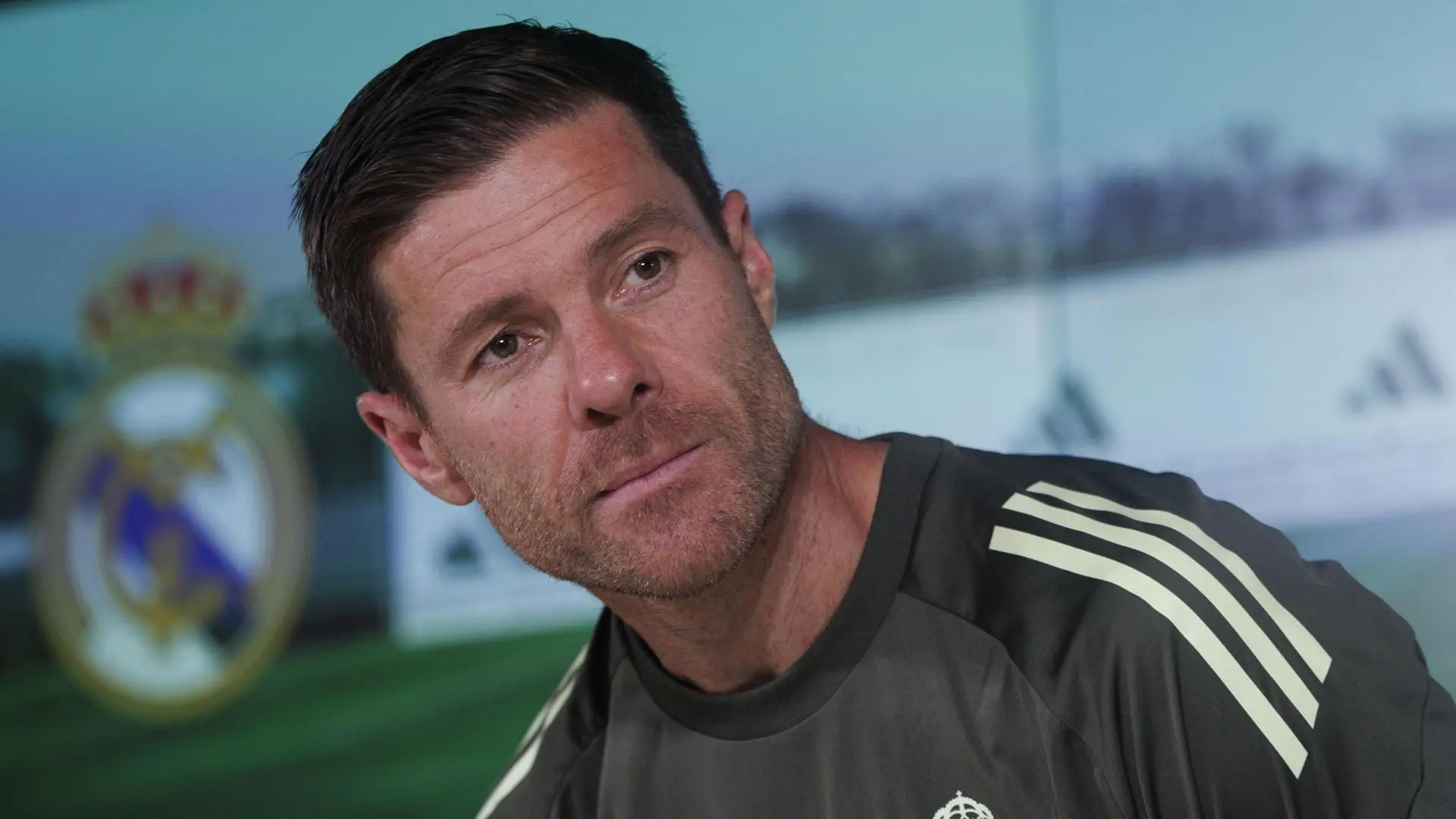 Xabi Alonso zanja la polémica con Fede Valverde: «Ningún jugador me ha dicho que no quiere jugar en una posición»