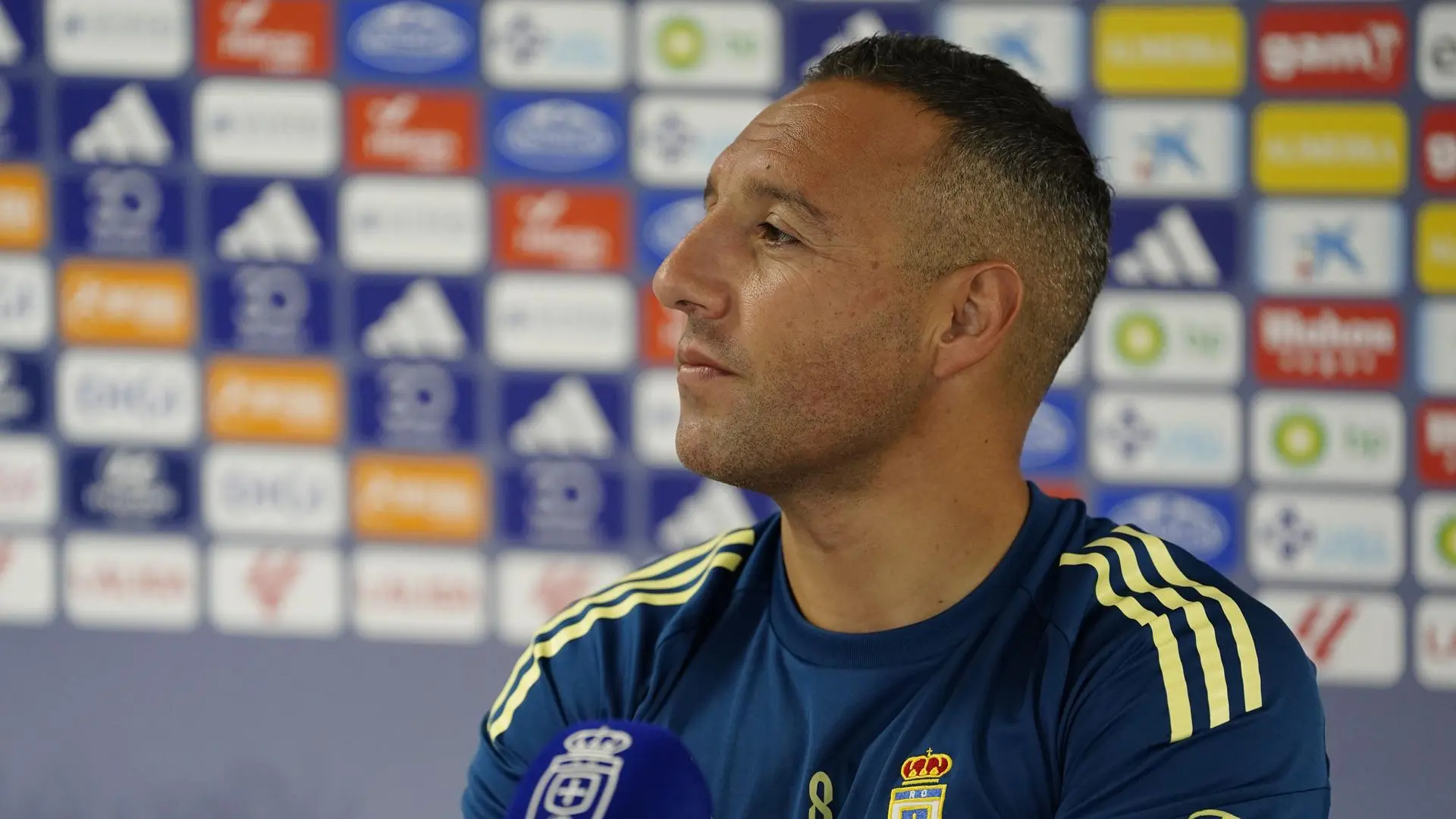 Santi Cazorla estalla tras las acusaciones por el despido de Paunovic: «No puedo permitir que se ensucie mi imagen»